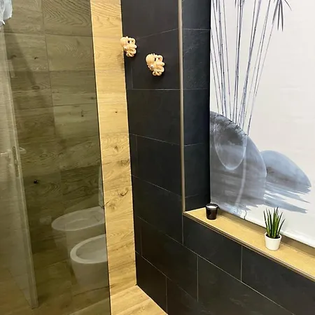 Zeus Apartment La Spezia
